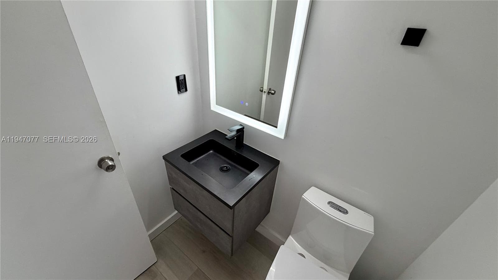 PLAZA OF AMERICAS CONDO P · #915 in Sunny Isles Beach - Photo 28