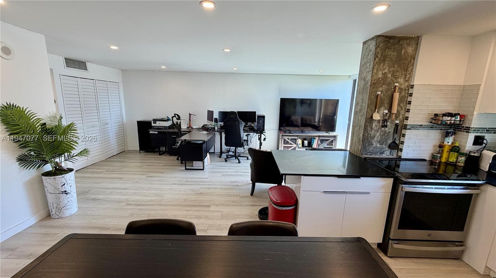 PLAZA OF AMERICAS CONDO P · #915 in Sunny Isles Beach - Photo 5