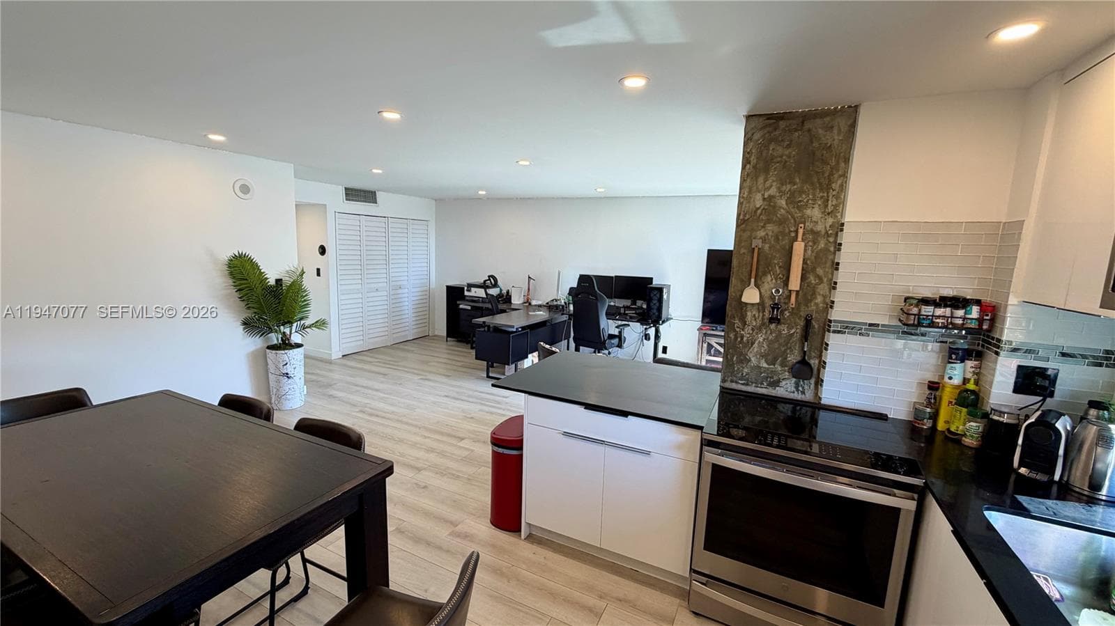 PLAZA OF AMERICAS CONDO P · #915 in Sunny Isles Beach - Photo 10