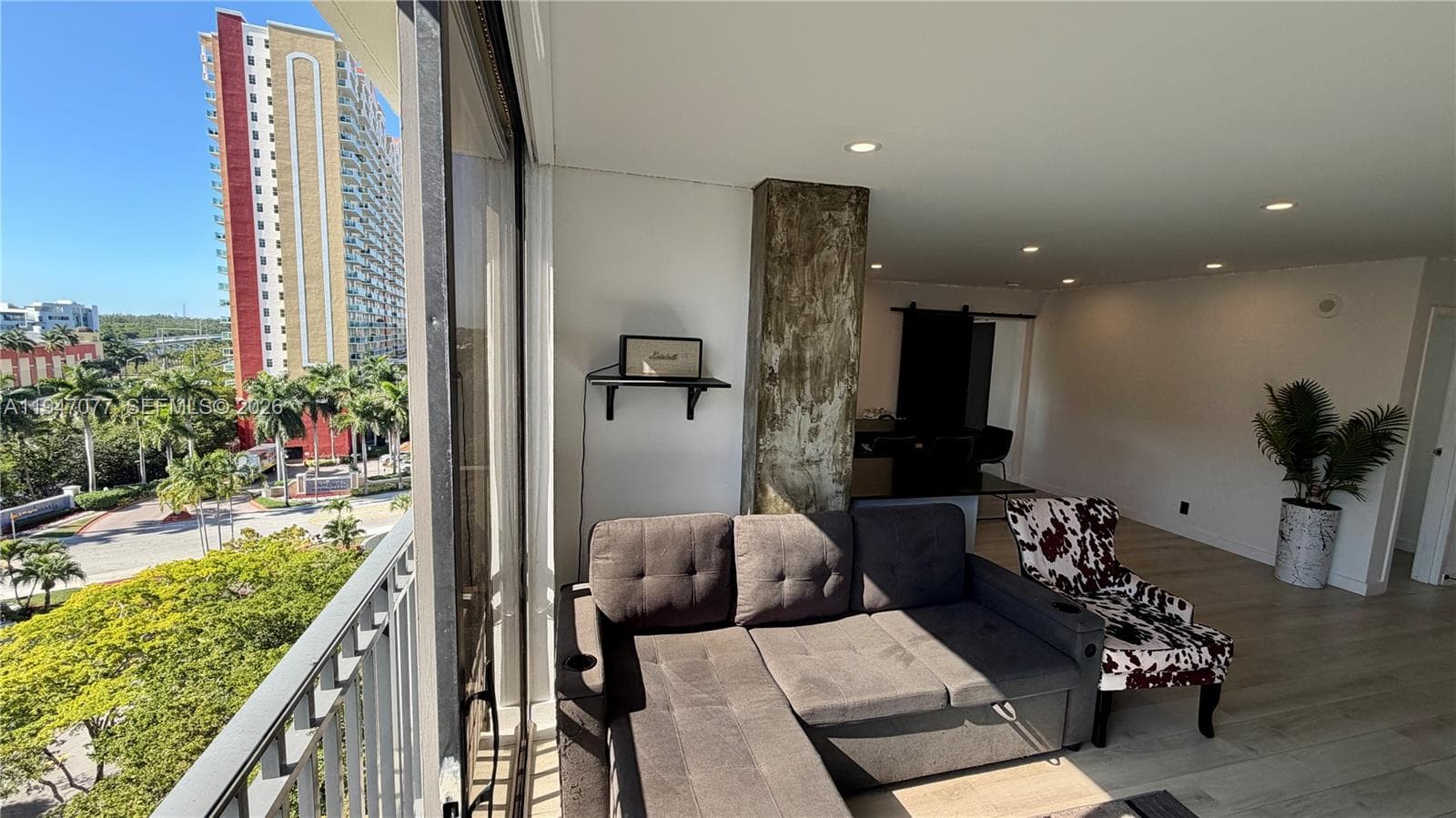 PLAZA OF AMERICAS CONDO P · #915 in Sunny Isles Beach - Photo 15