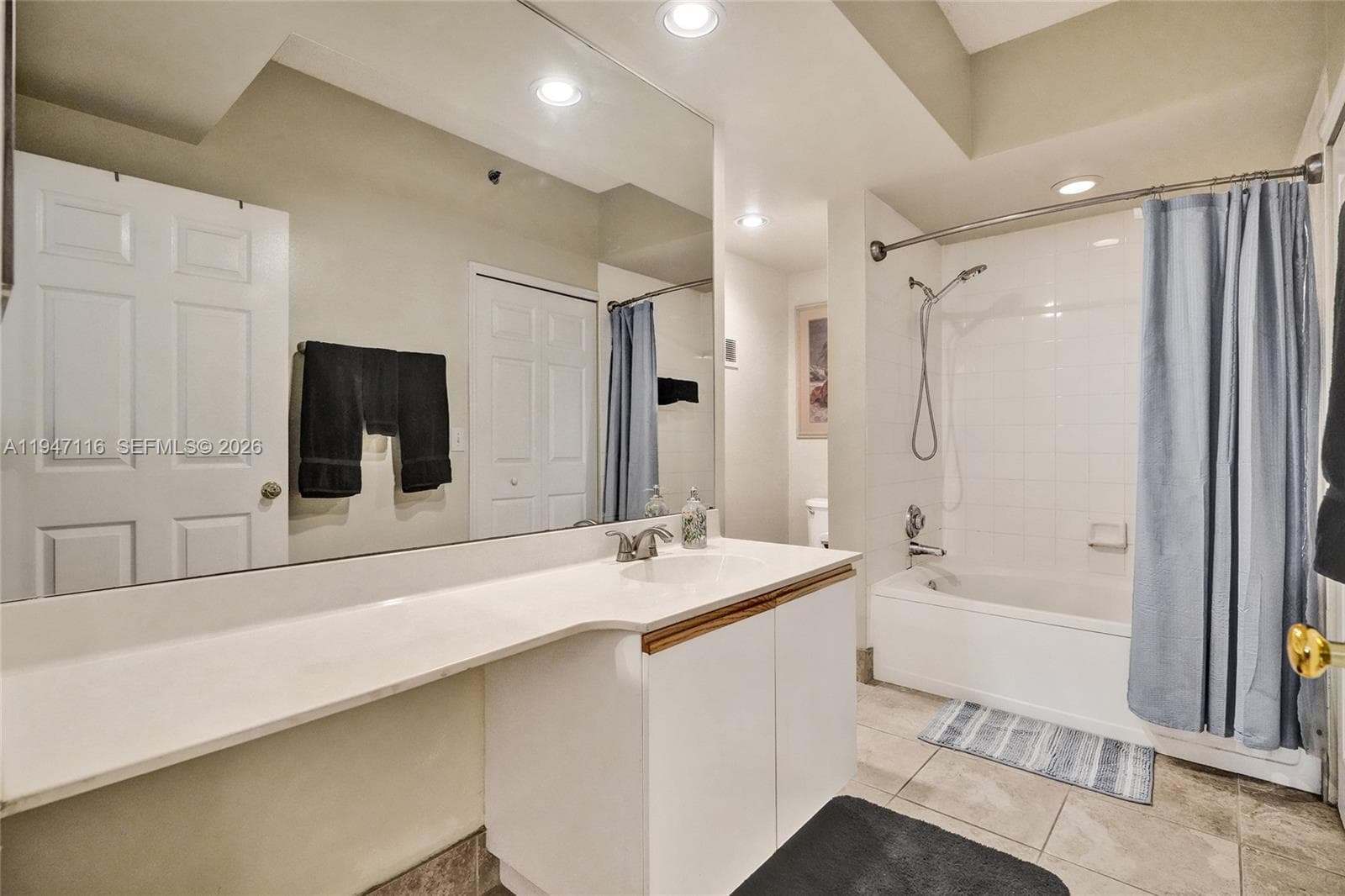 VILLAGE BY THE BAY CONDO · #8103 in Aventura - Photo 20