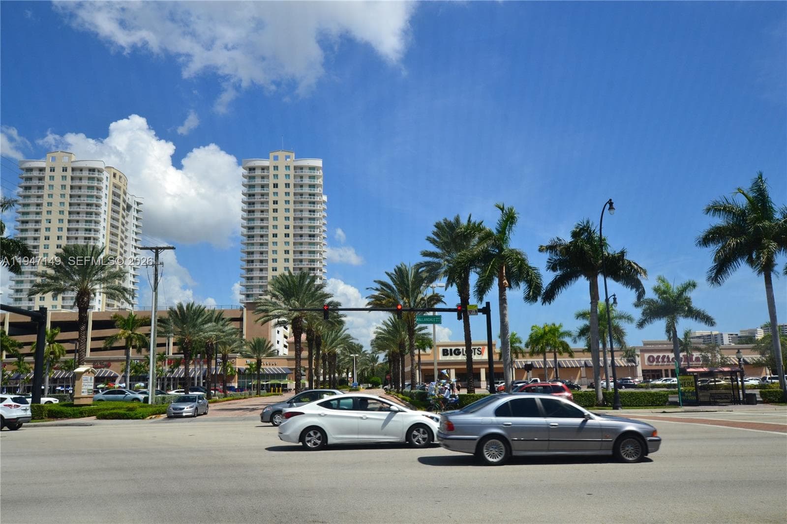 Paradise Villas Condo · #302-B in Hallandale Beach - Photo 6