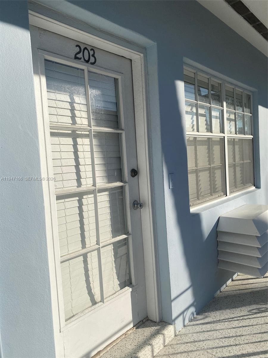 EIGHT PALMS CONDO · #203 in Miami Beach - Photo 4