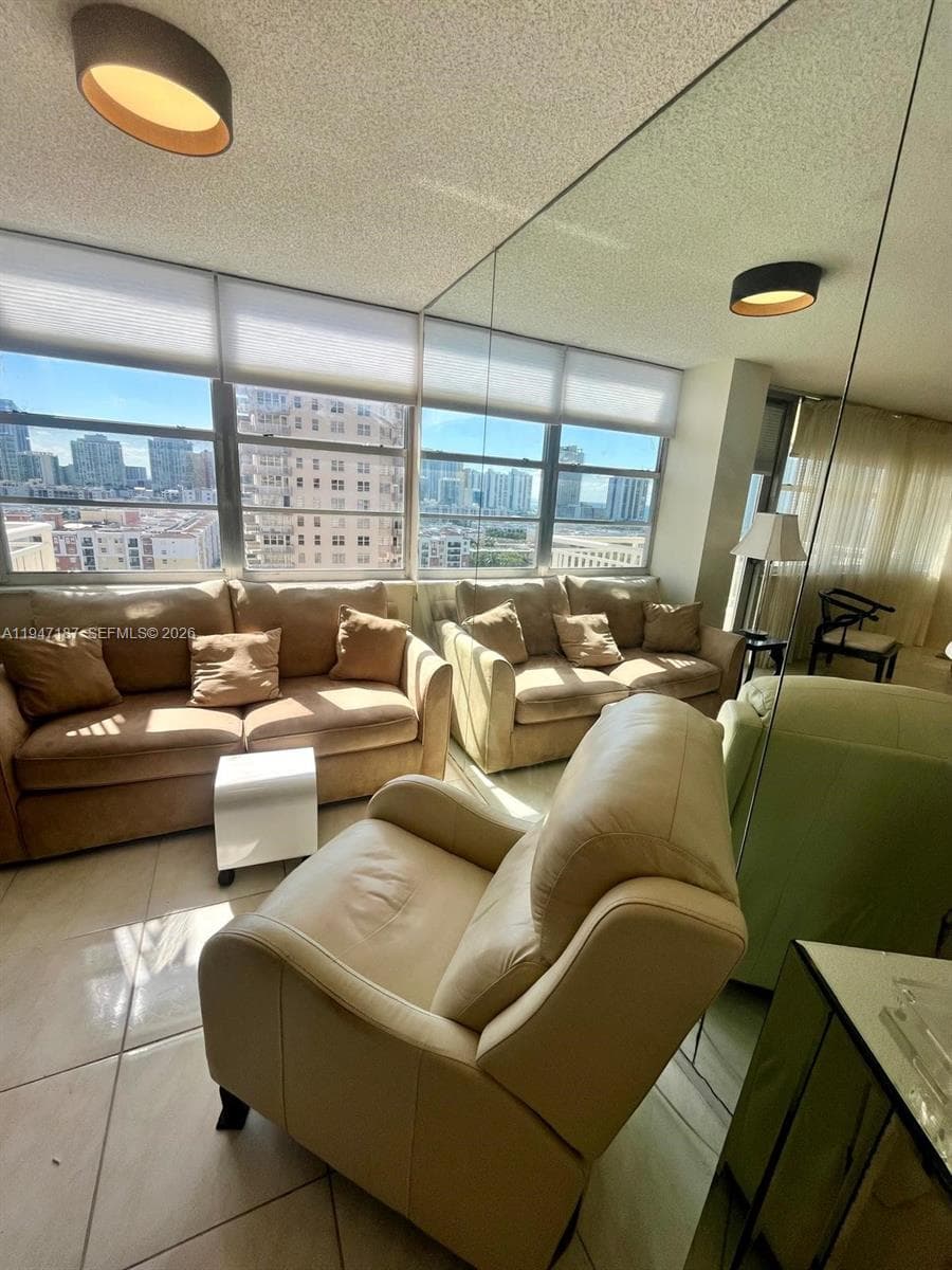 WINSTON TOWERS 200 · #1714 in Sunny Isles Beach - Photo 11