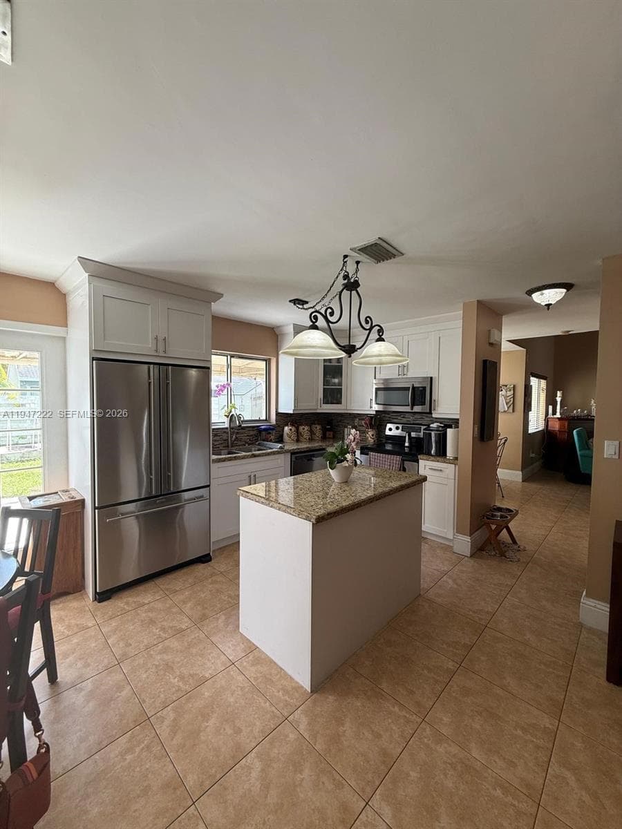 14534 SW 144th Ter photo 10