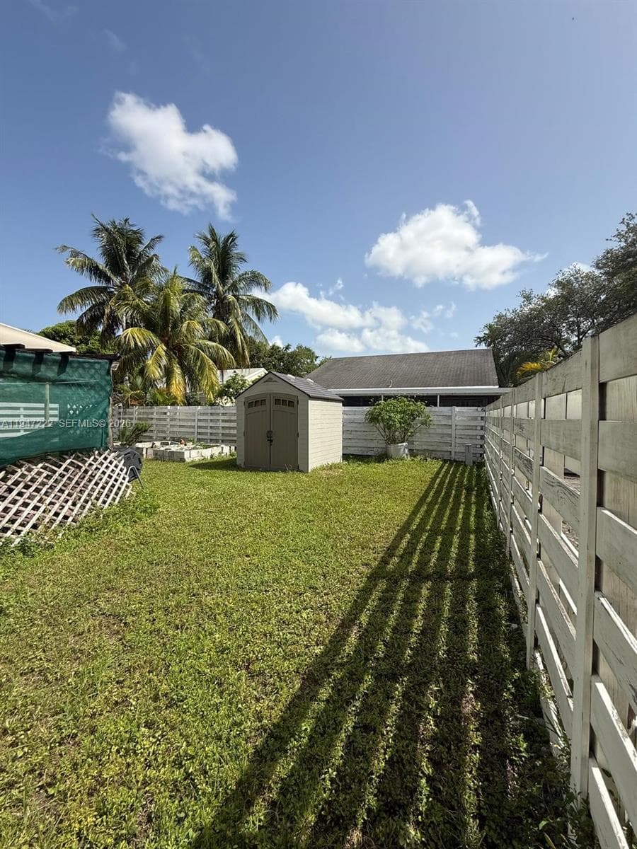 14534 SW 144th Ter photo 25