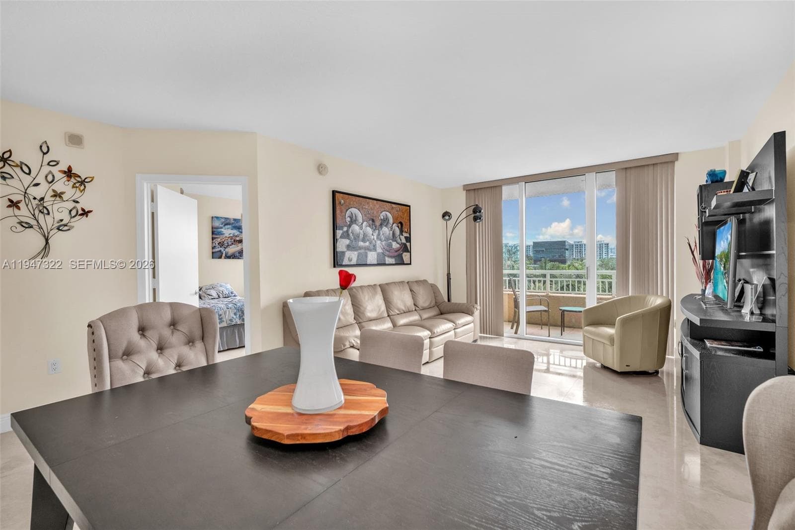 TURBERRY ON THE GREEN · #505 in Aventura - Photo 27