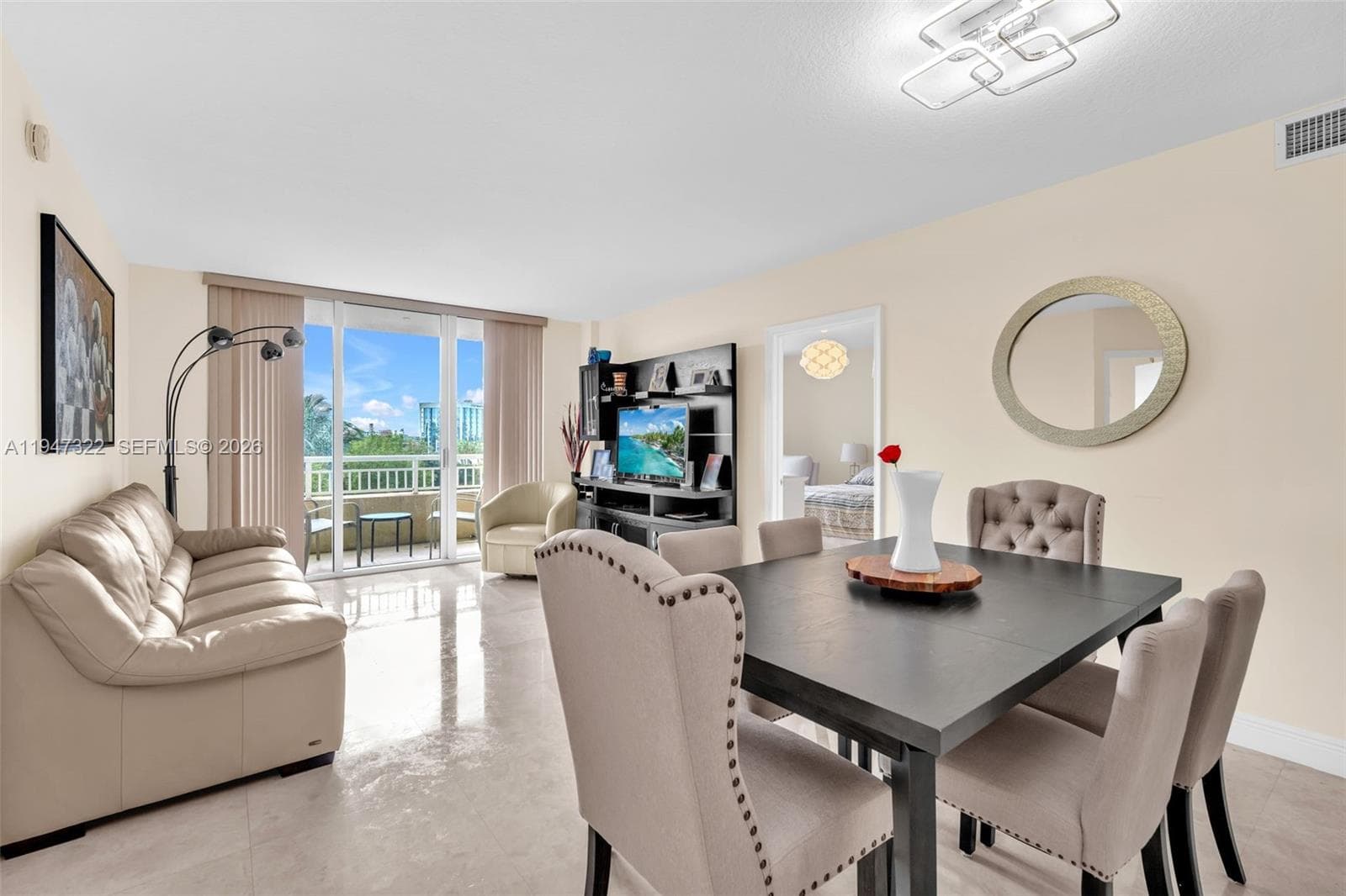 TURBERRY ON THE GREEN · #505 in Aventura - Photo 26