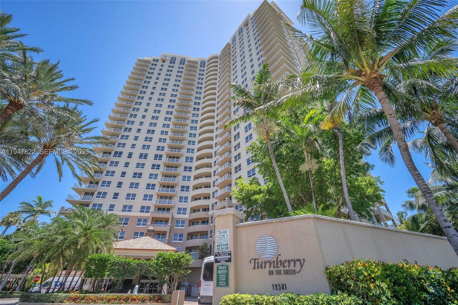 TURBERRY ON THE GREEN · #505 in Aventura - Photo 7
