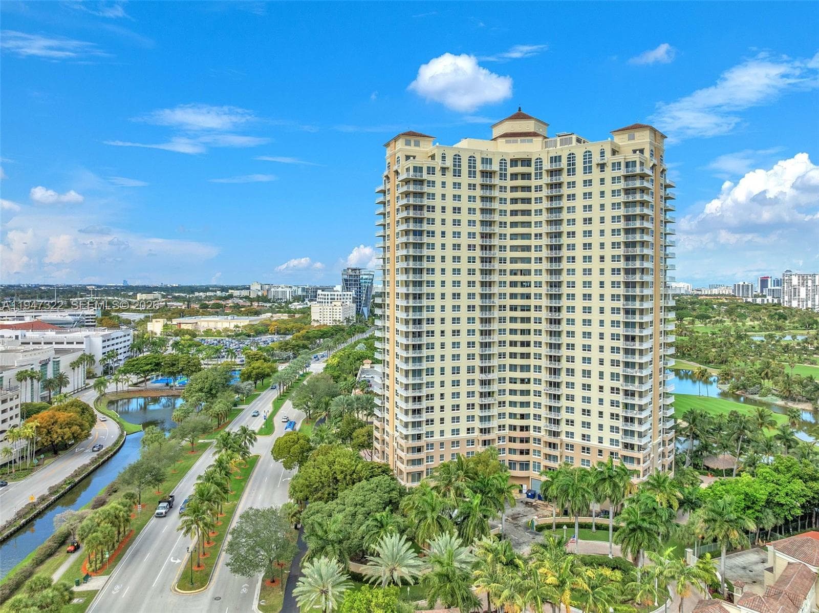 TURBERRY ON THE GREEN · #505 in Aventura - Photo 1