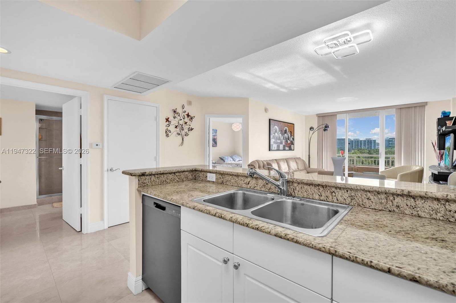 TURBERRY ON THE GREEN · #505 in Aventura - Photo 24