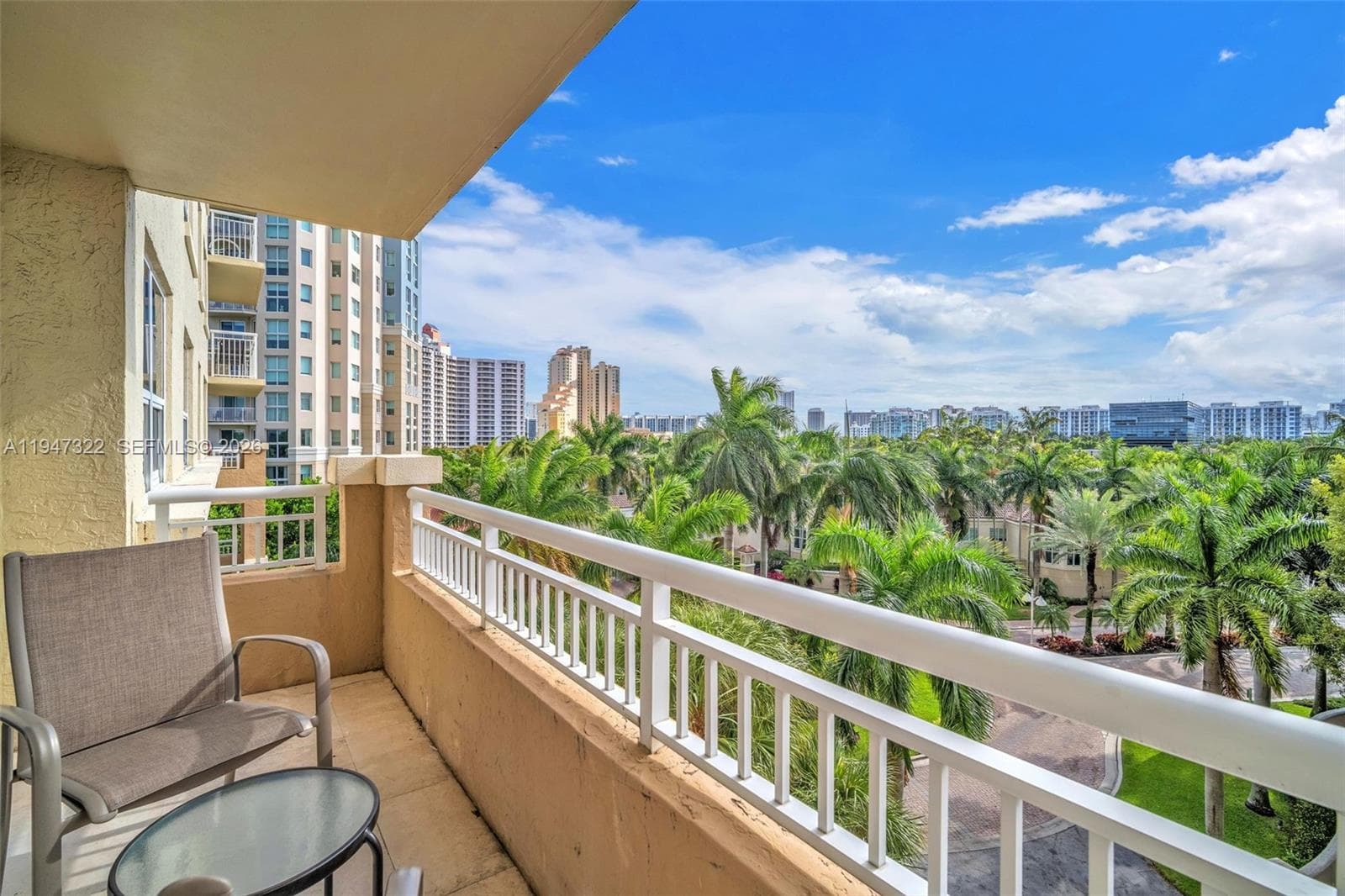 TURBERRY ON THE GREEN · #505 in Aventura - Photo 34