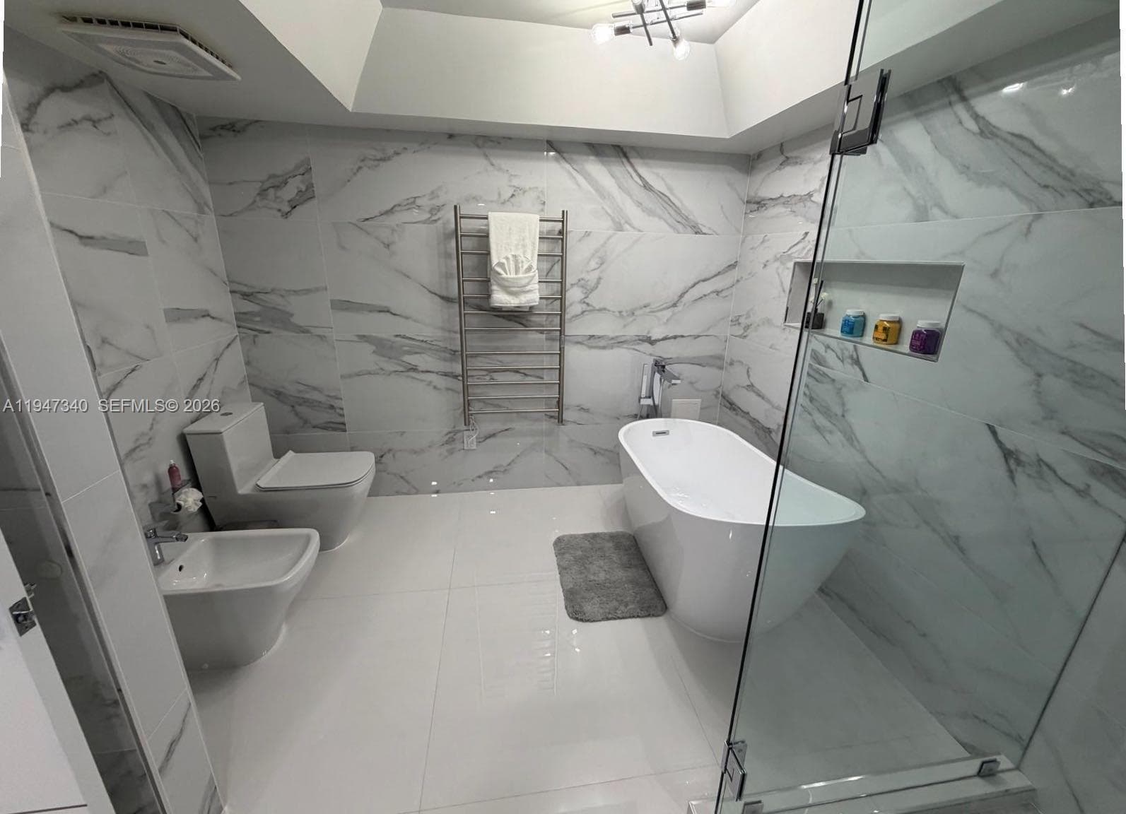 LEXCELLENCE CONDO · #504 in Miami Beach - Photo 23