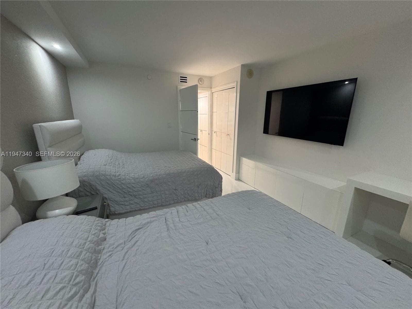 LEXCELLENCE CONDO · #504 in Miami Beach - Photo 42