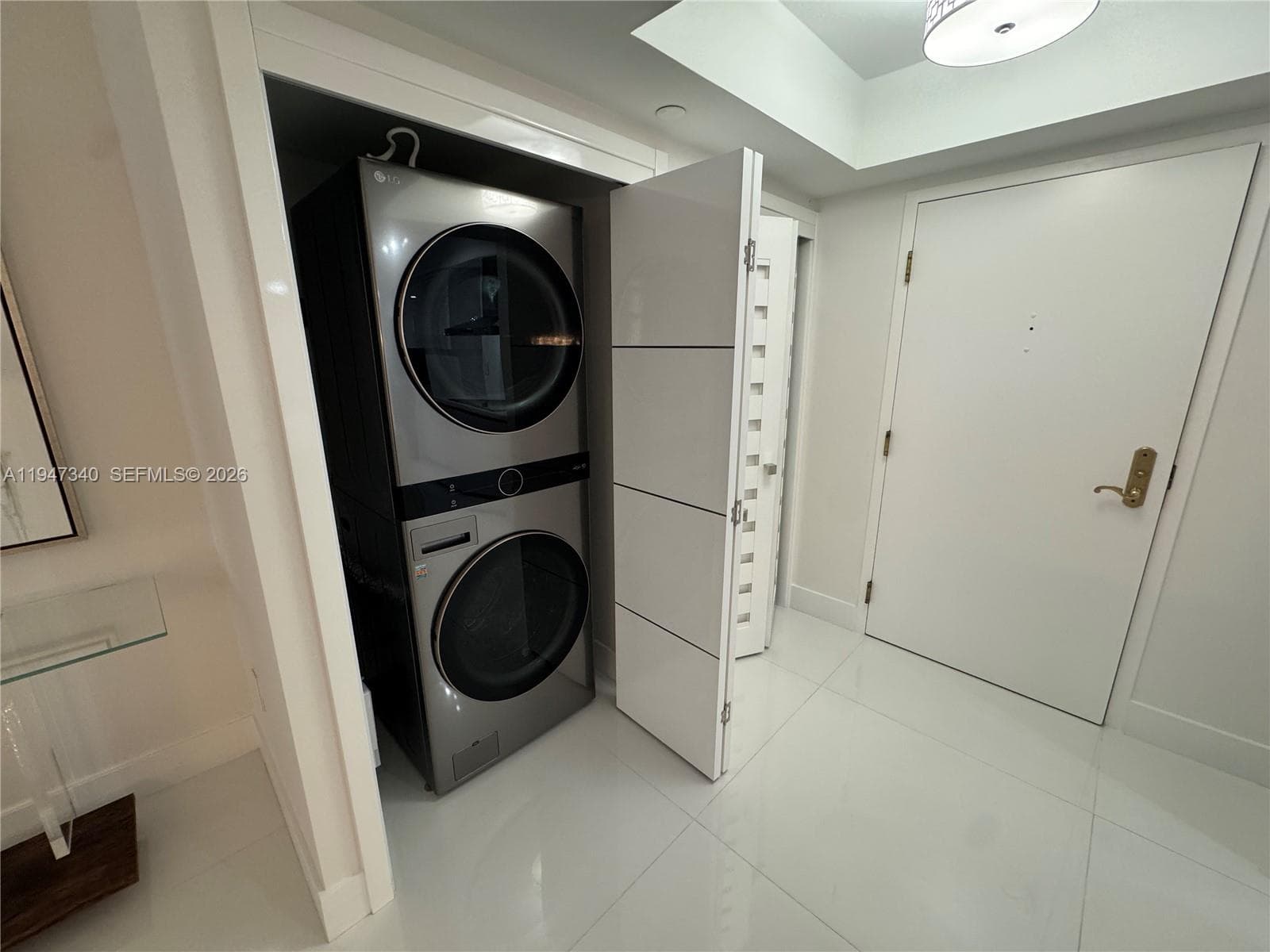 LEXCELLENCE CONDO · #504 in Miami Beach - Photo 84