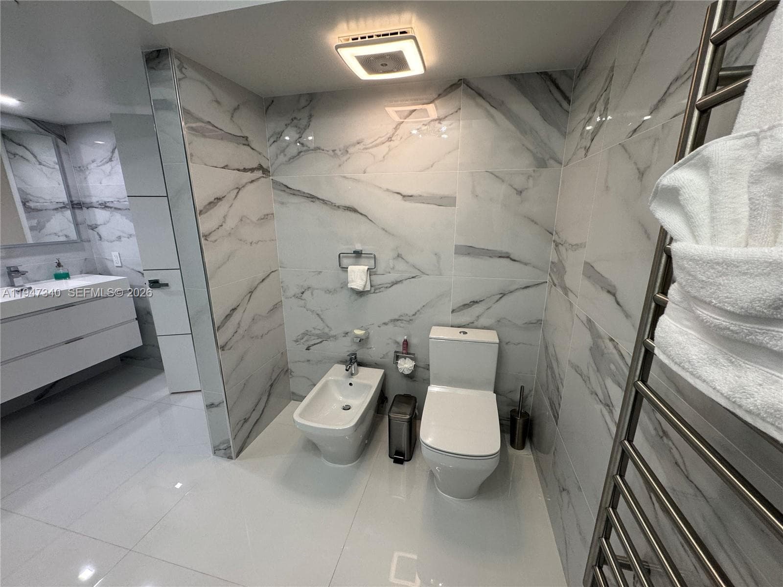 LEXCELLENCE CONDO · #504 in Miami Beach - Photo 81