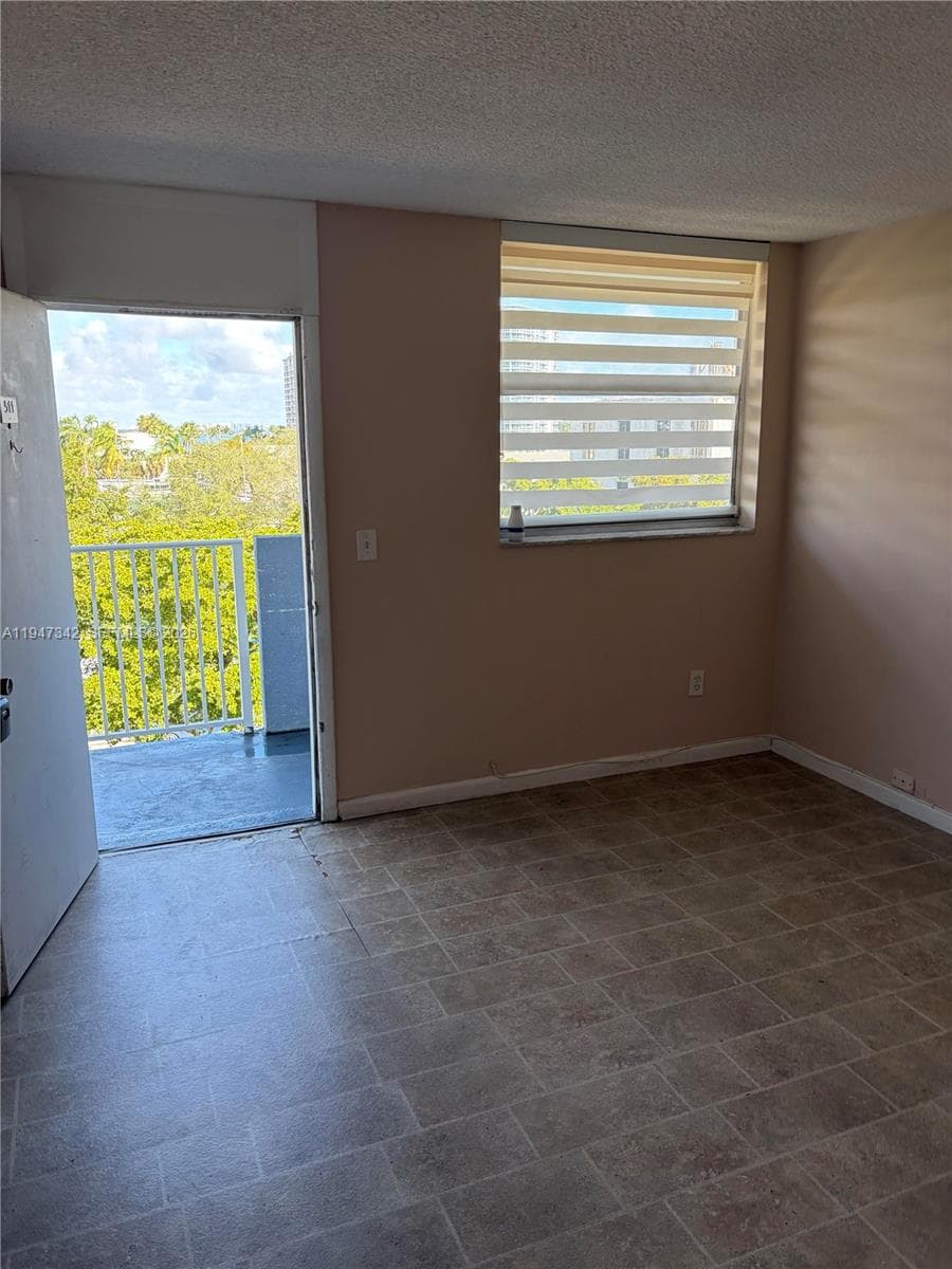 North Bay Villas Condo · #511 in North Bay Village - Photo 37