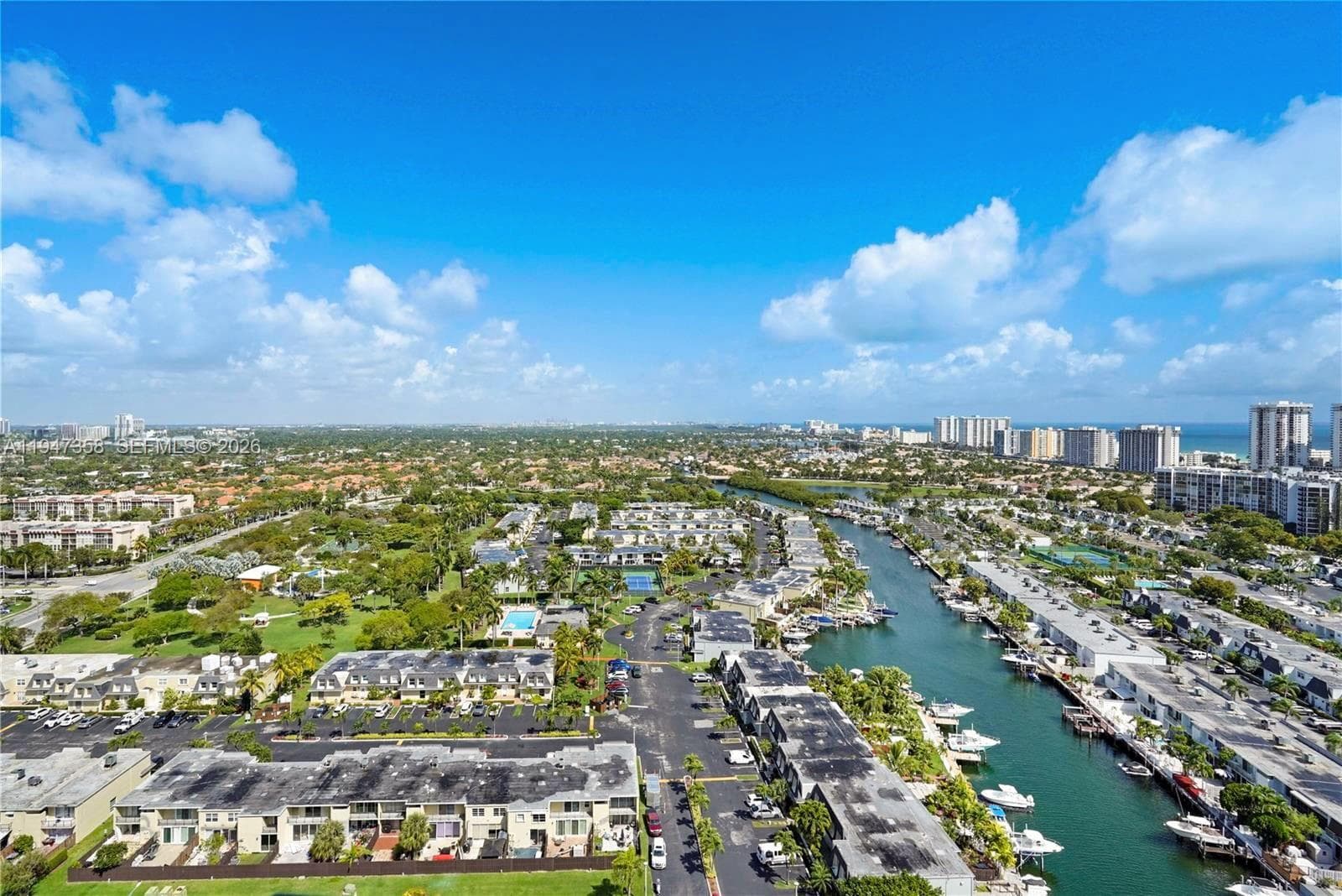OLYMPUS CONDO PHASE C · #2319 in Hallandale Beach - Photo 46