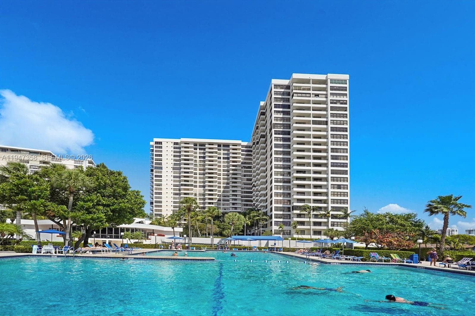 OLYMPUS CONDO PHASE C · #2319 in Hallandale Beach - Photo 43