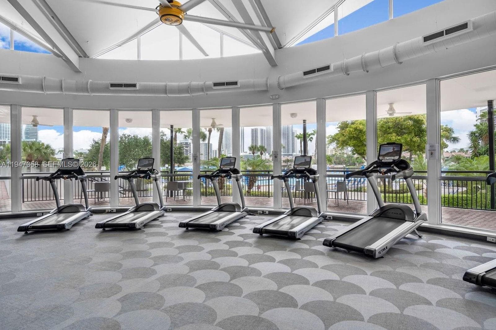 OLYMPUS CONDO PHASE C · #2319 in Hallandale Beach - Photo 33