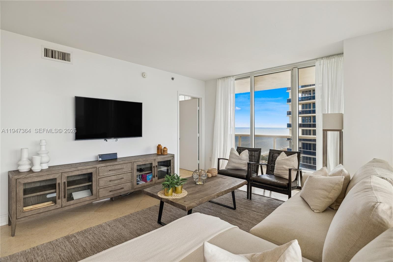 Beach Club Two · #1506 in Hallandale Beach - Photo 8