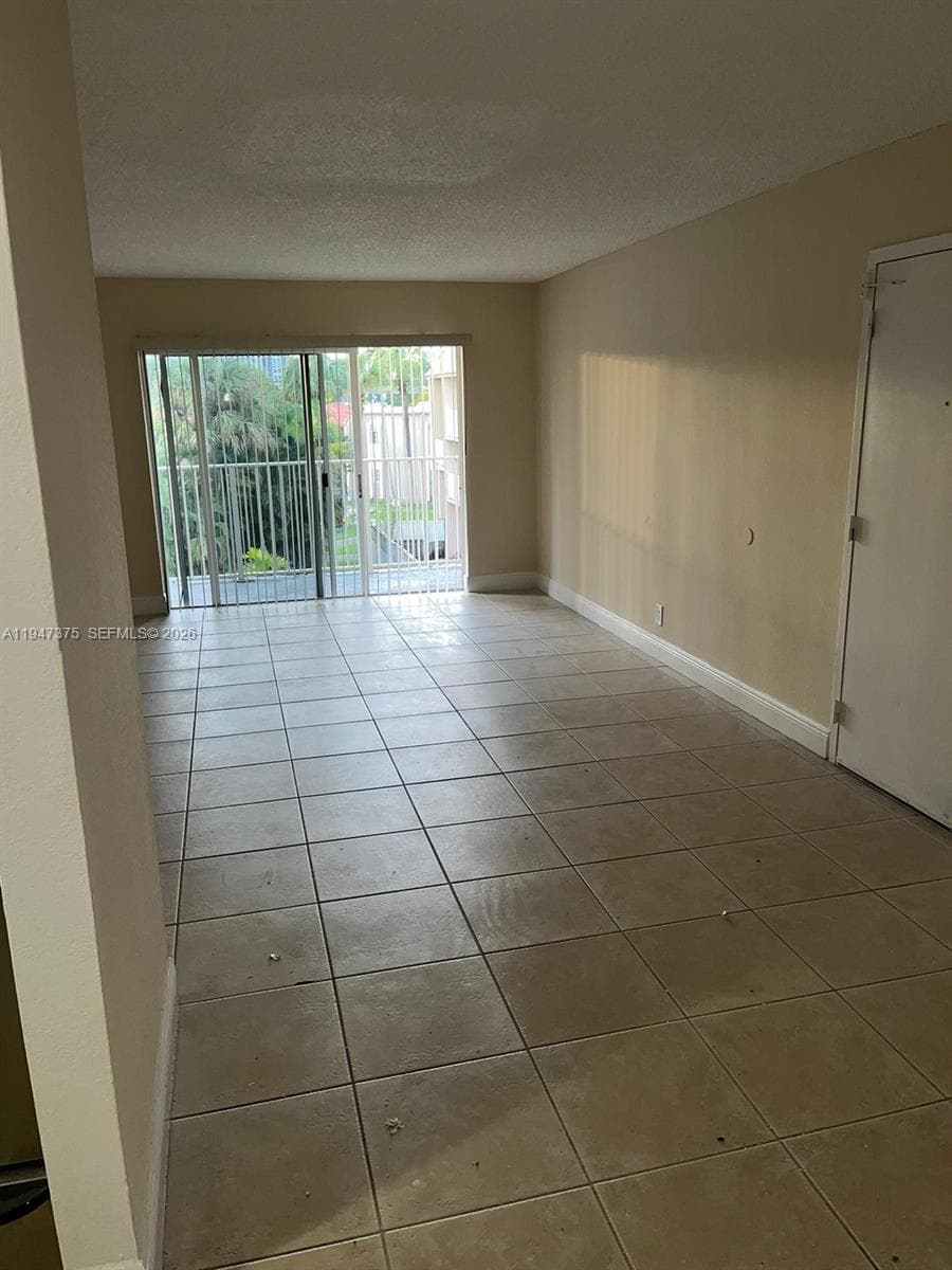 DORAL GARDENS II CONDO · #302 in Doral - Photo 5