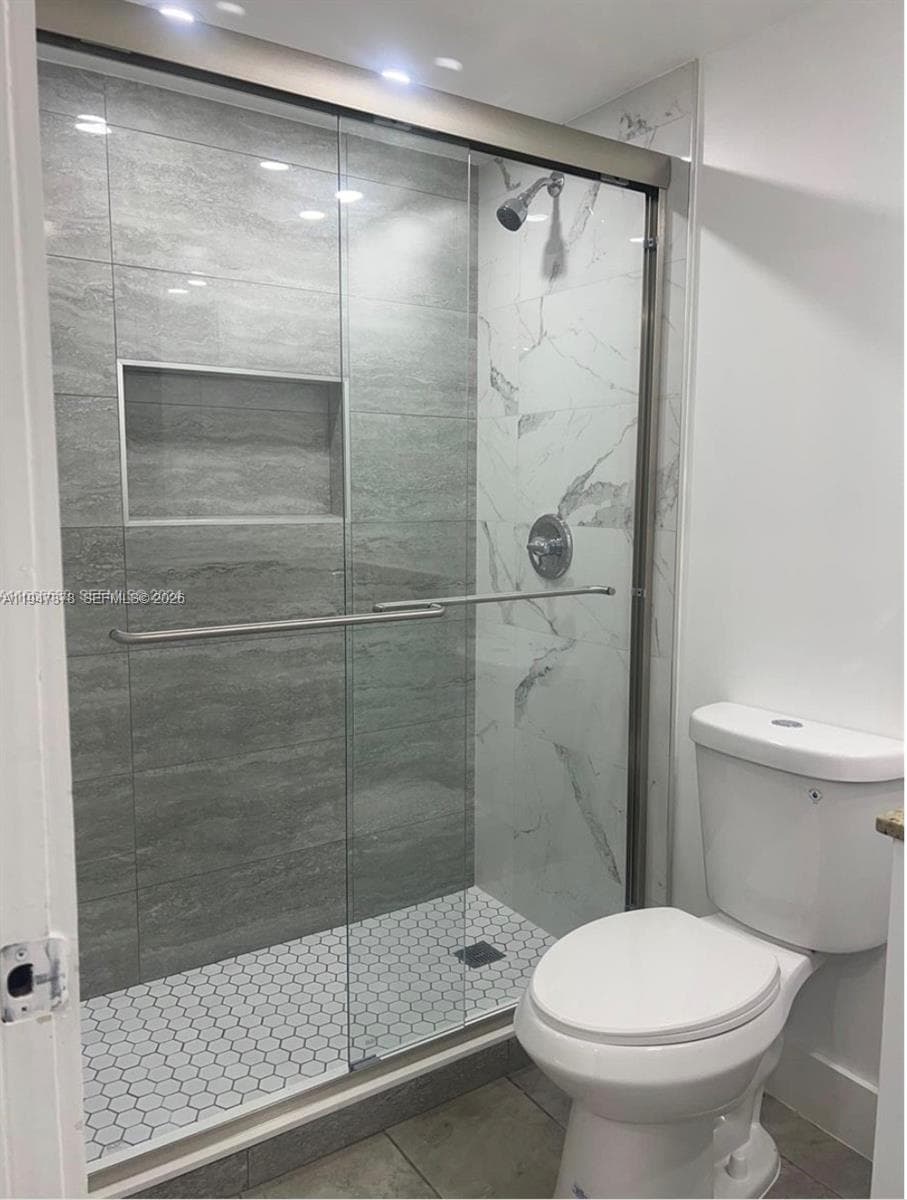 LAKESHORE · #1200G in Homestead - Photo 7