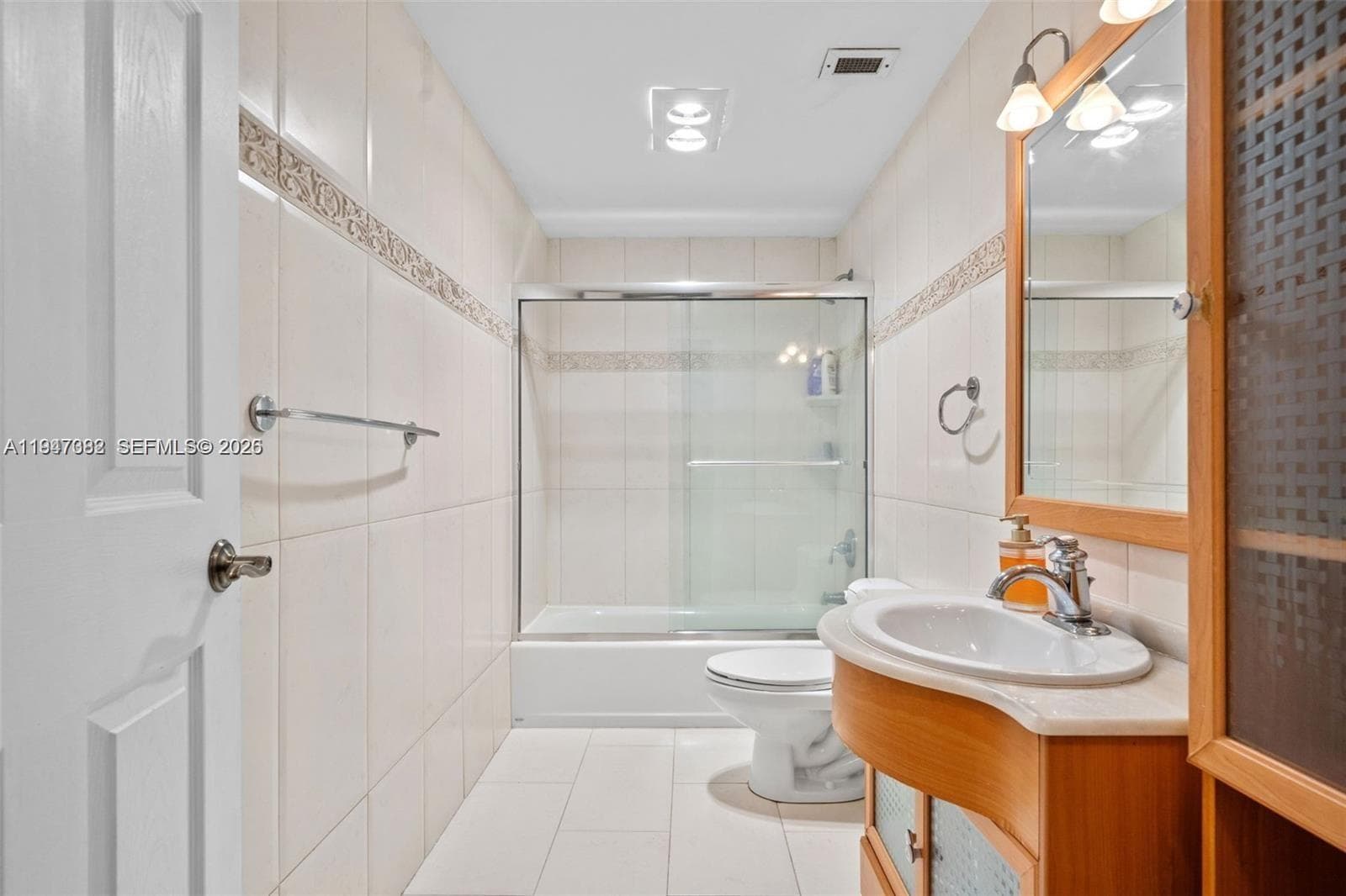 ARLEN HOUSE 300 · #1707 in Sunny Isles Beach - Photo 18