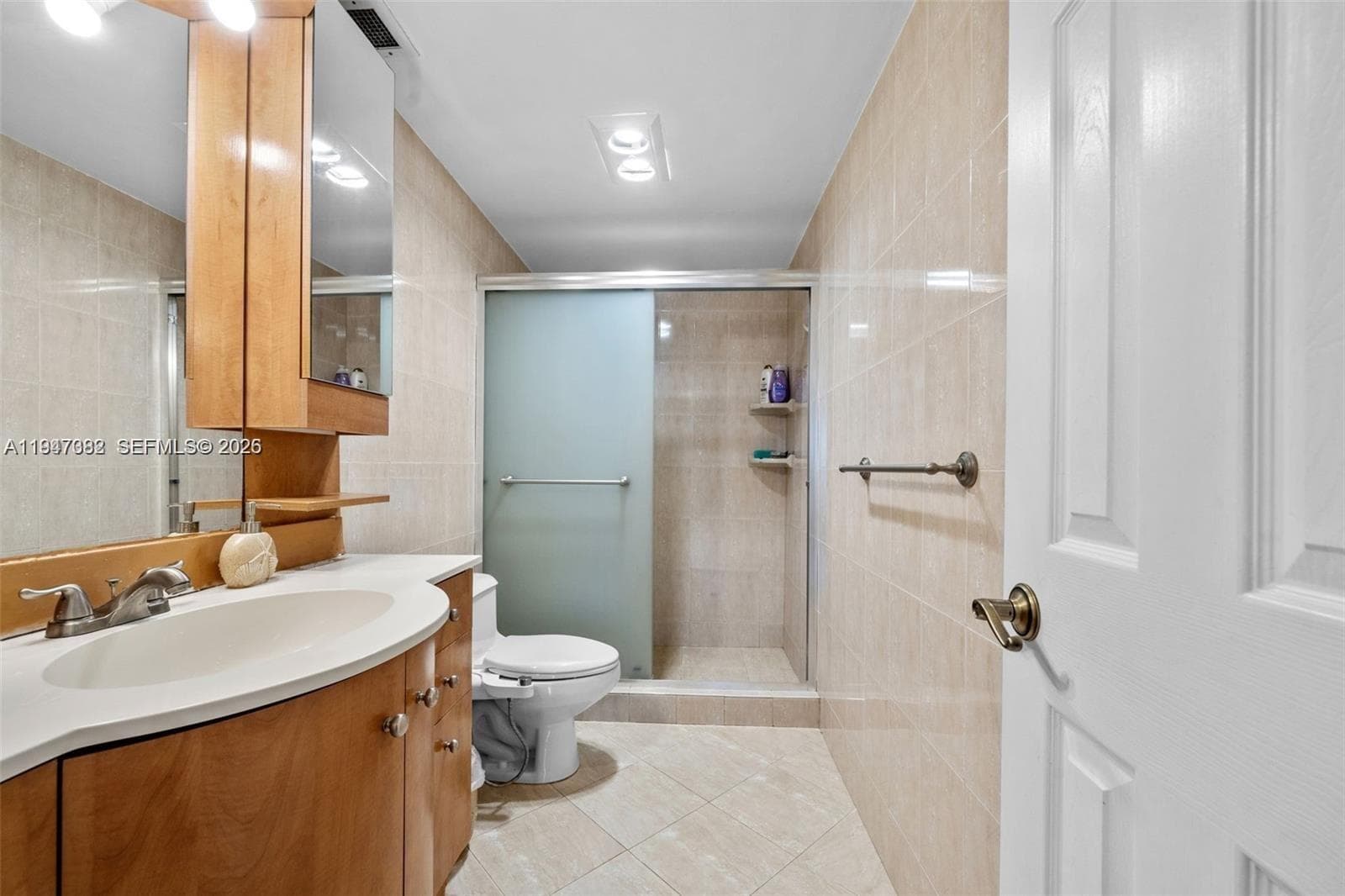 ARLEN HOUSE 300 · #1707 in Sunny Isles Beach - Photo 15