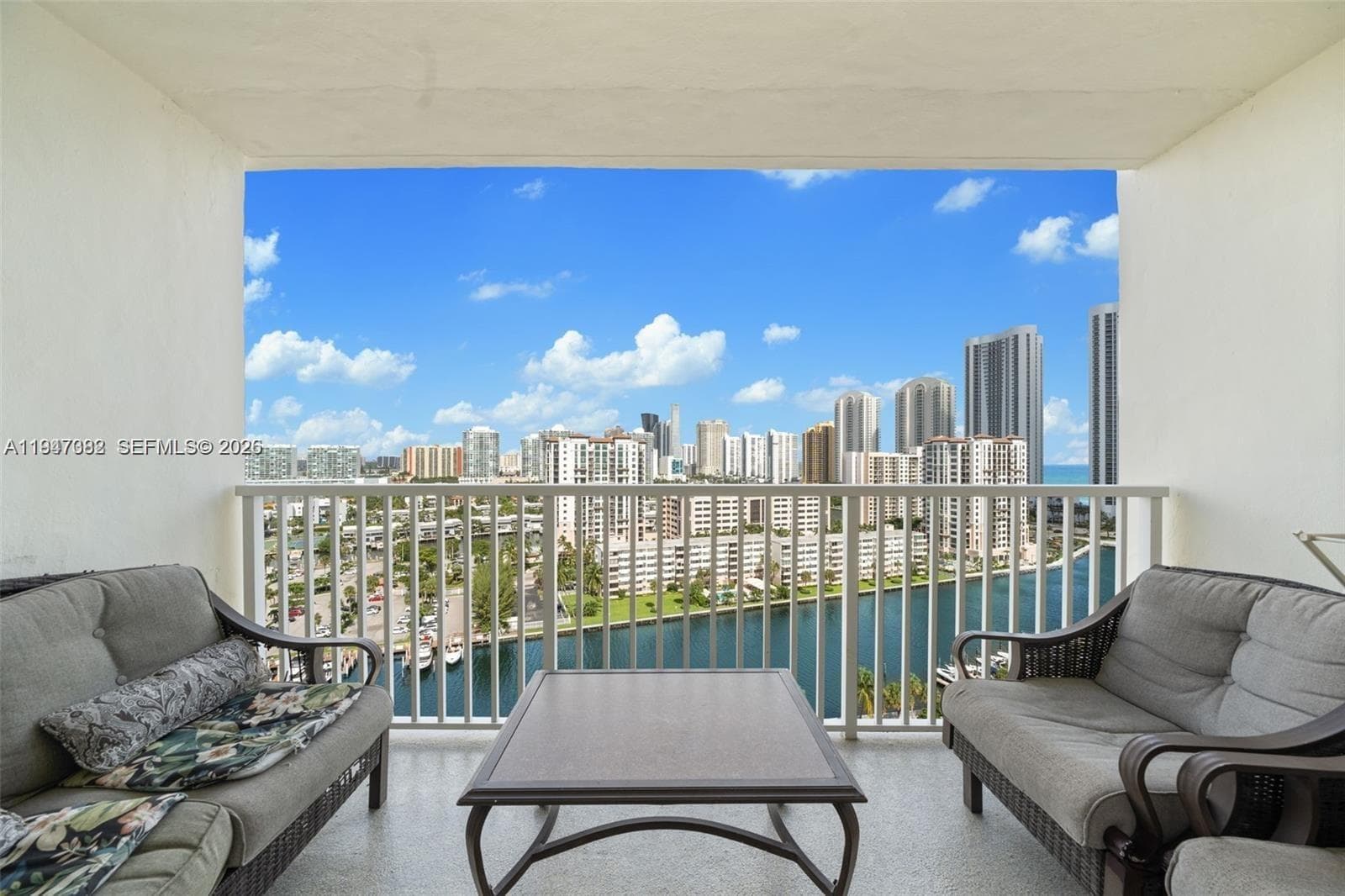 ARLEN HOUSE 300 · #1707 in Sunny Isles Beach - Photo 19