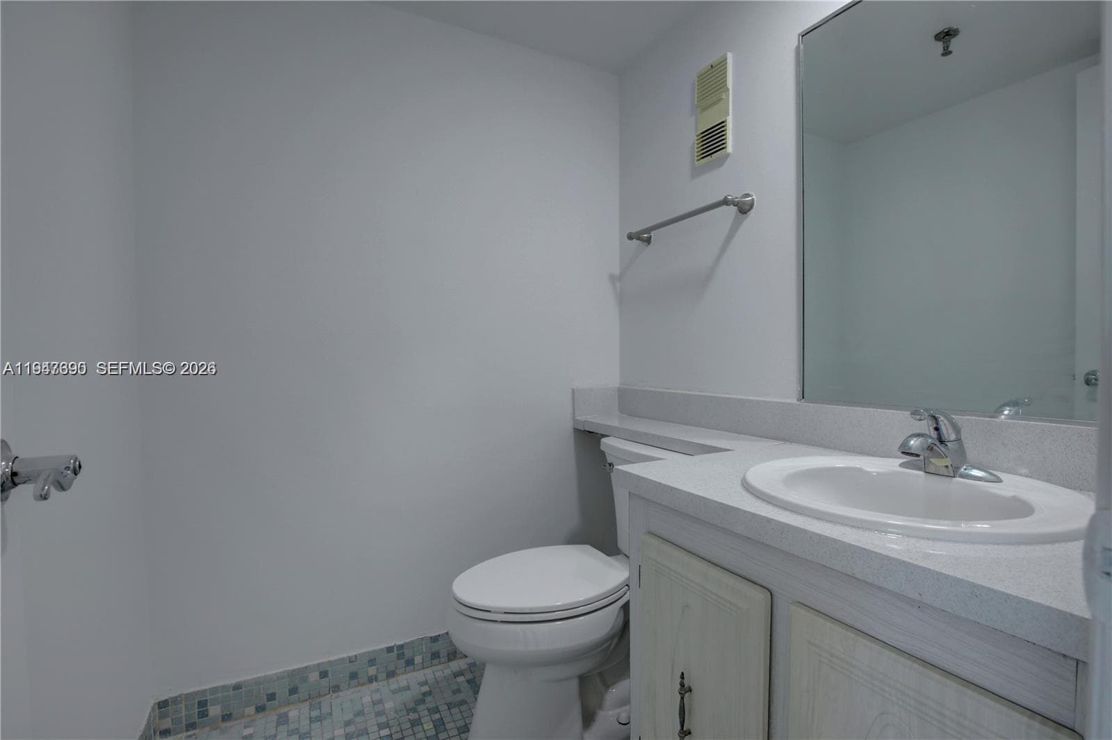 GOLDEN WEST CONDO · #303 in Miami Beach - Photo 11