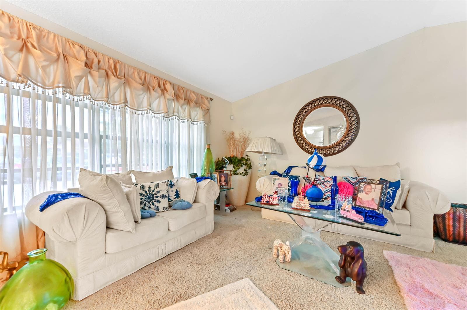 08 living room 02