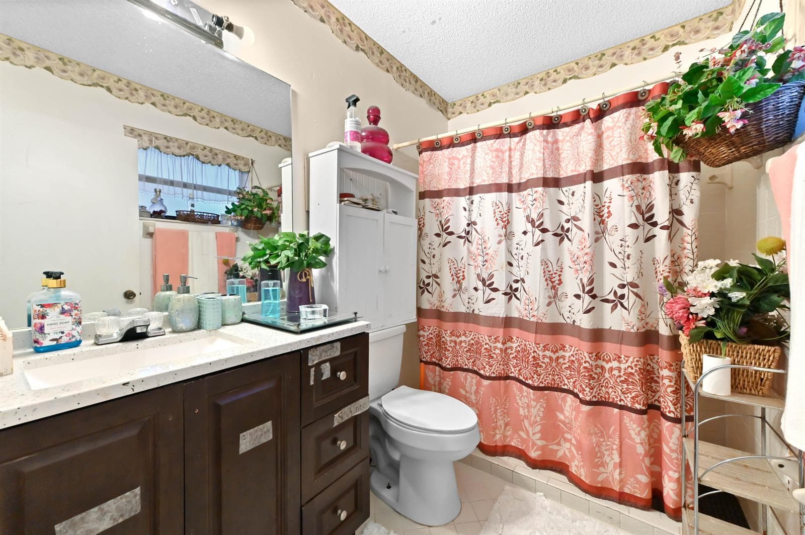 16 bathroom 01