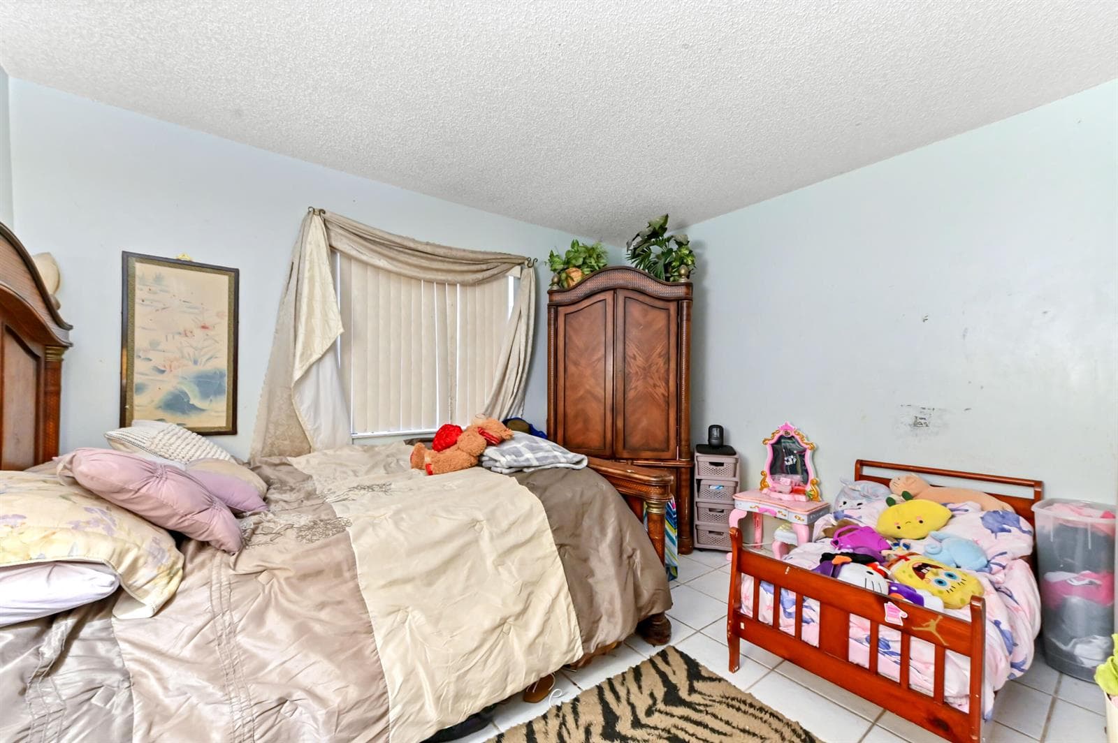 21 bedroom 01