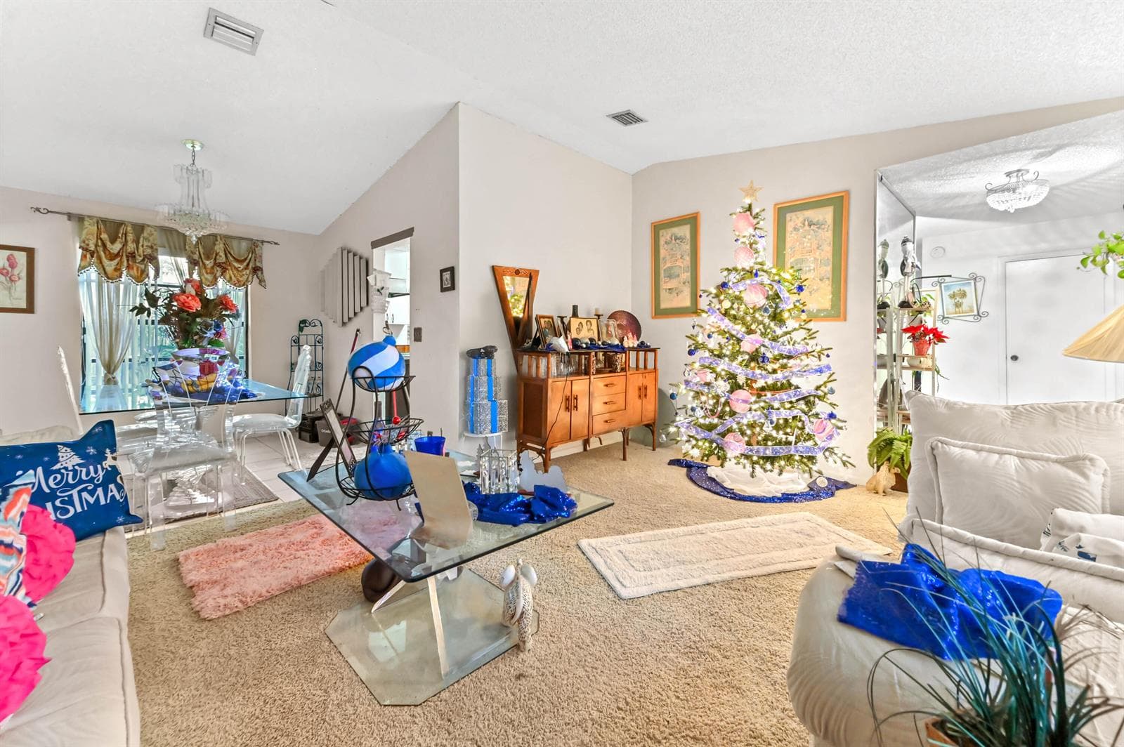 11 living room 05