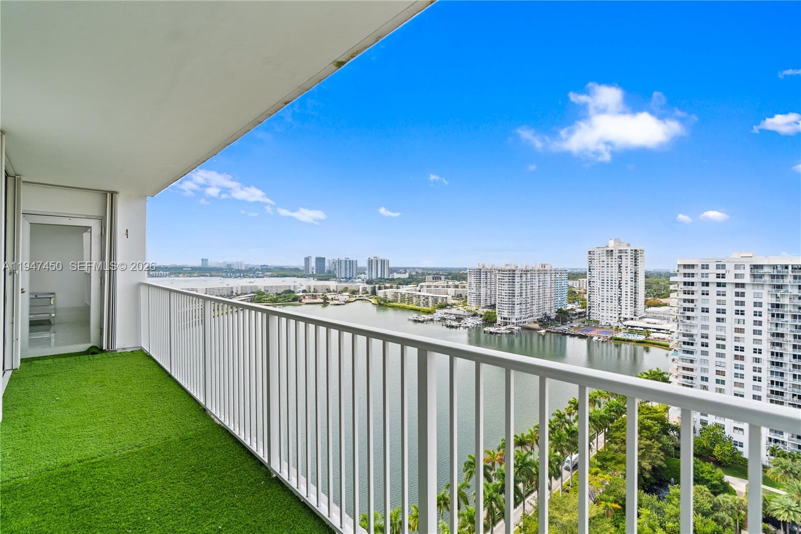 ADMIRALS PORT CONDO WEST · #2214E in Aventura - Photo 23