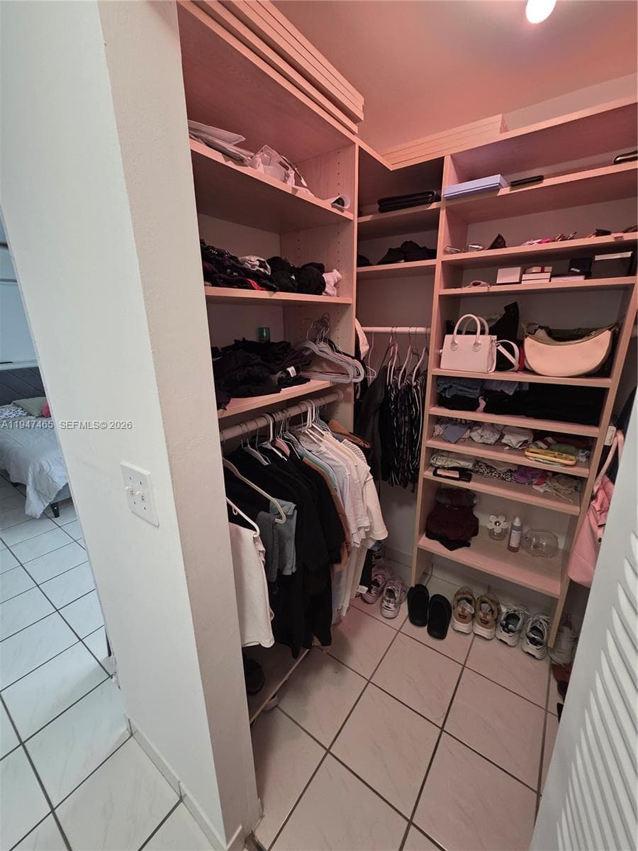 2nd bedroom closet