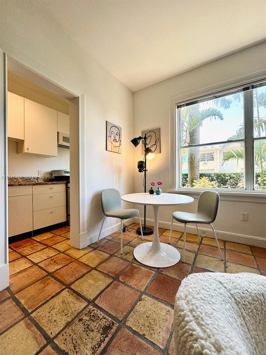 THE ESPLANADE BEACH CONDO · #109 in Miami Beach - Photo 28