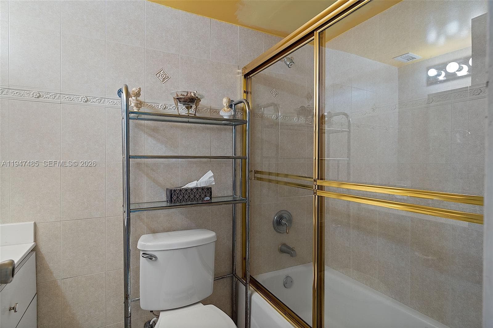 PARKER DORADO CONDO · #402 in Hallandale Beach - Photo 23