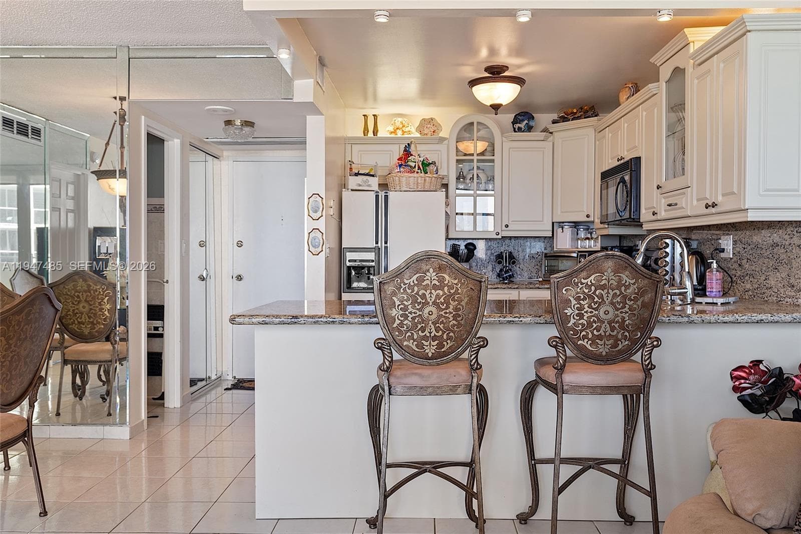 PARKER DORADO CONDO · #402 in Hallandale Beach - Photo 11