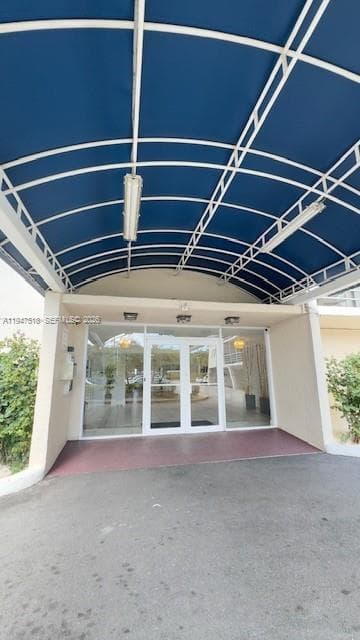 CARLTON BAY · #4M in North Miami Beach - Photo 1