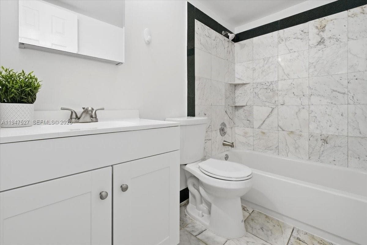 Coral Gate East · #2-124 in Hialeah - Photo 11