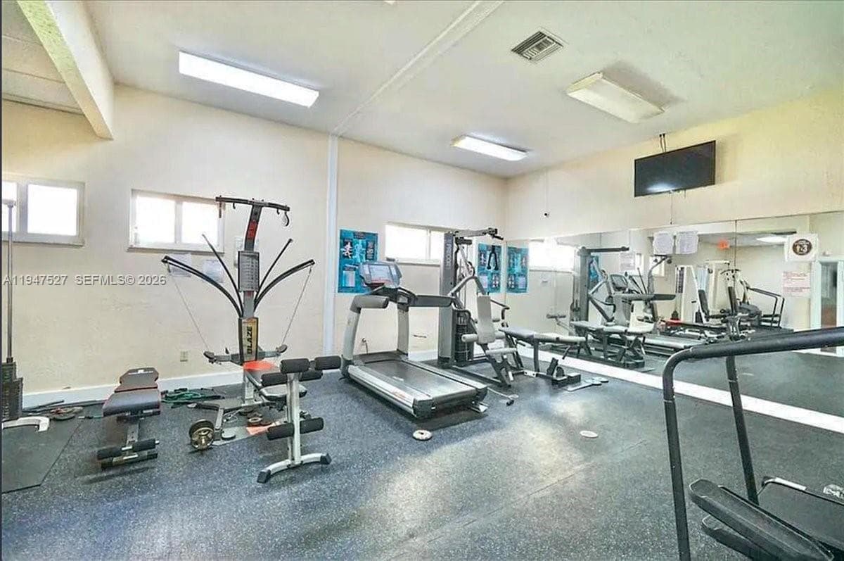 Coral Gate East · #2-124 in Hialeah - Photo 19