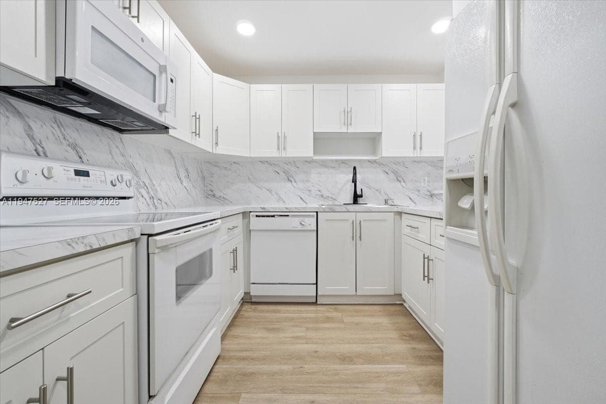 Coral Gate East · #2-124 in Hialeah - Photo 4