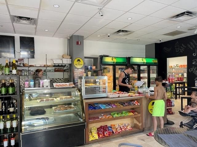 Sandwich & Grocery Cafe