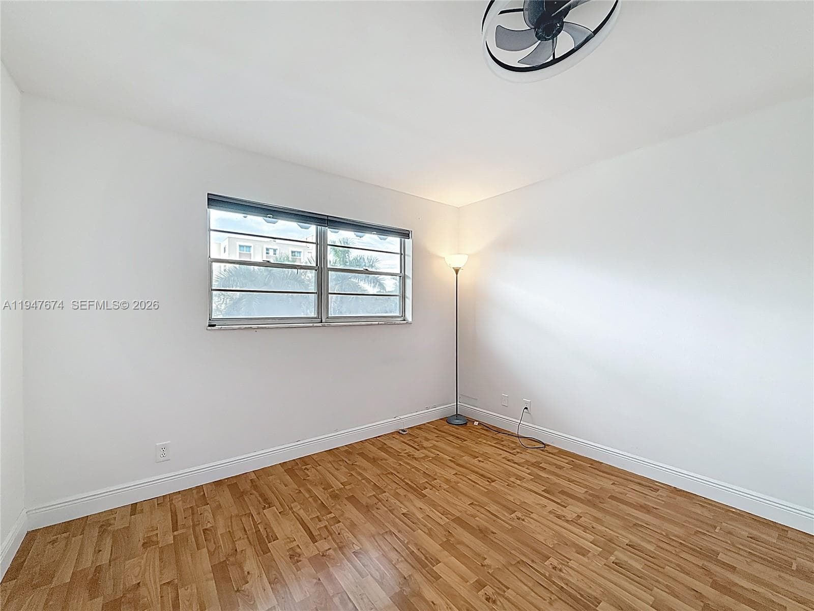 FAIRWAYS ROYALE CONDO · #411 in Hallandale Beach - Photo 22