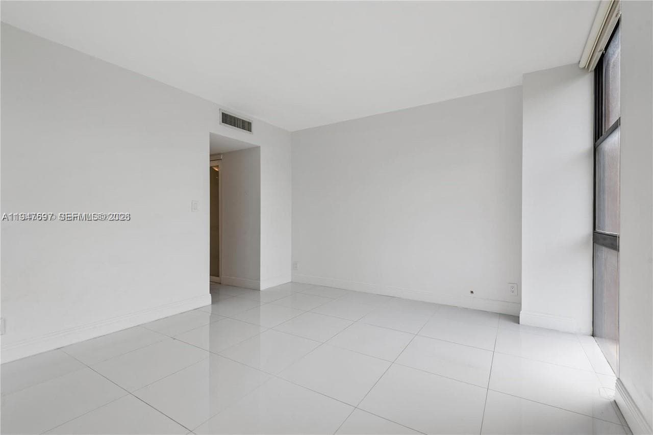 CORONADO CONDO- TOWER II · #209 in Aventura - Photo 7