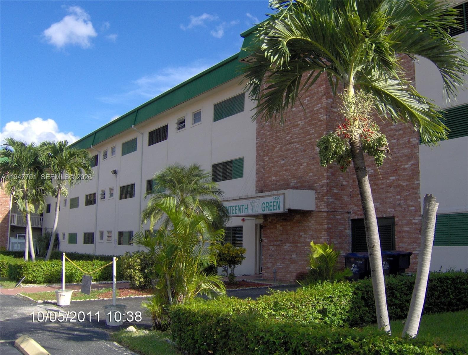 SEVENTEENTH GREEN CONDO · #332 in Hallandale Beach - Photo 12