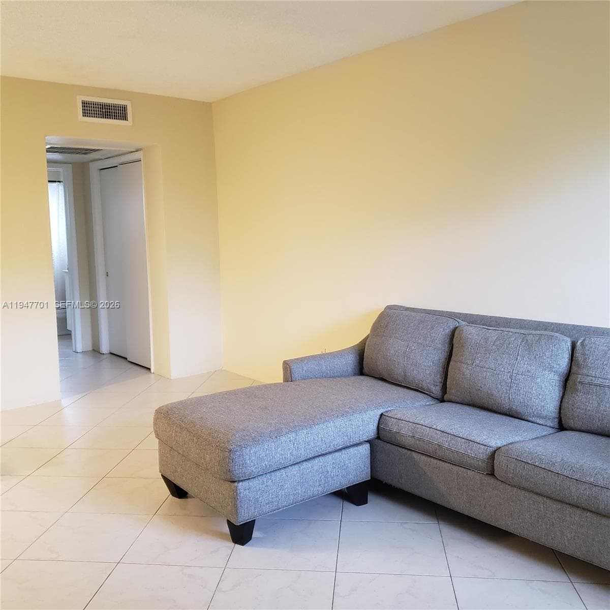 SEVENTEENTH GREEN CONDO · #332 in Hallandale Beach - Photo 1