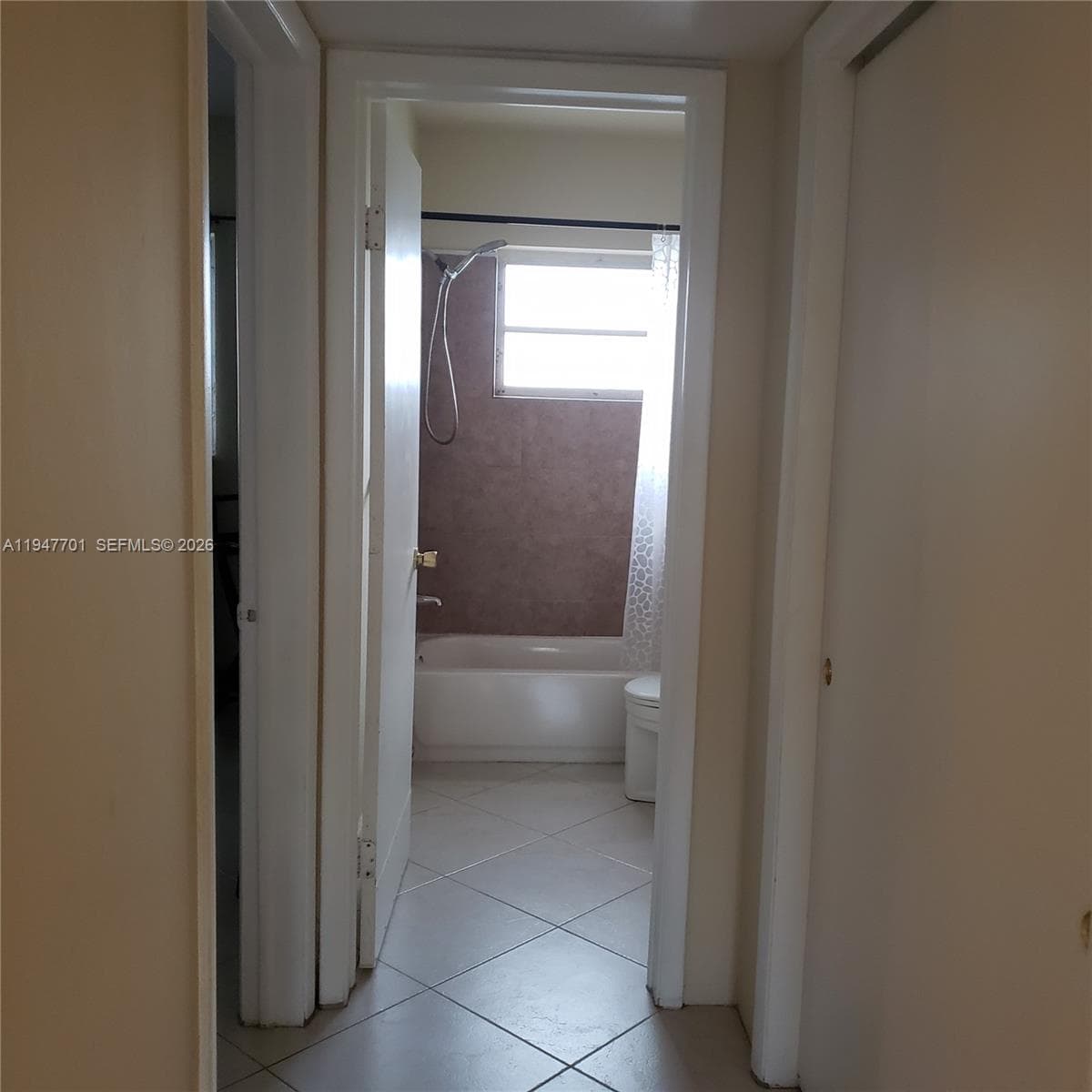 SEVENTEENTH GREEN CONDO · #332 in Hallandale Beach - Photo 5